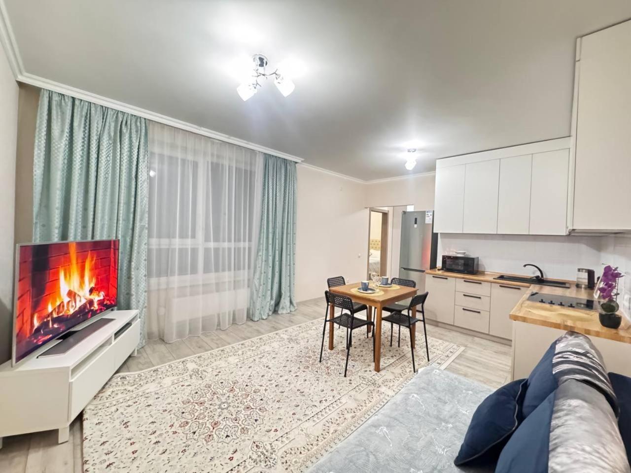 Only Sun Apartment *